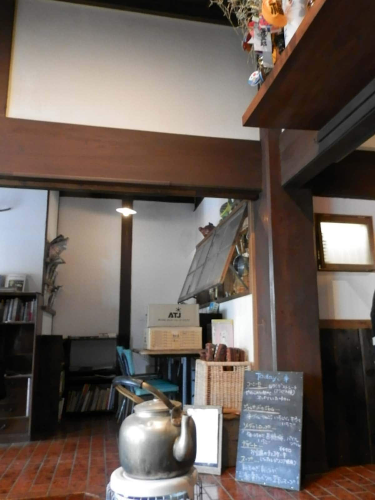 亀時間の店内