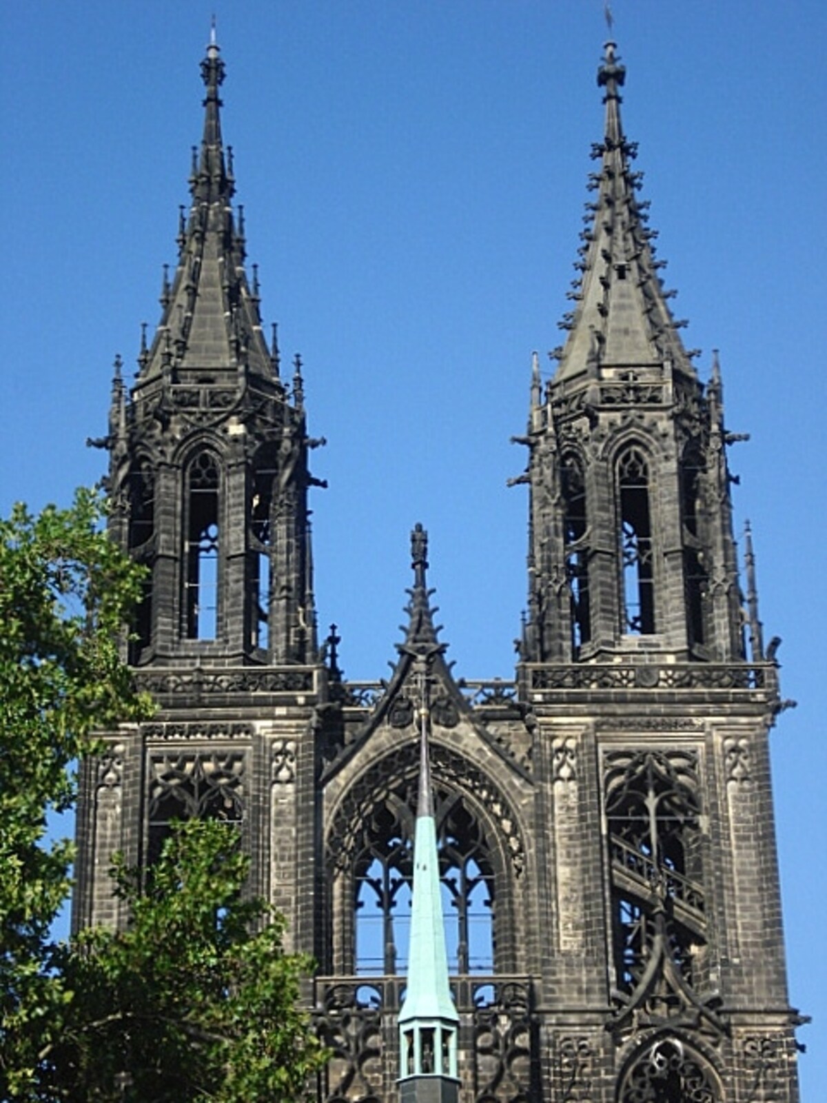 dom