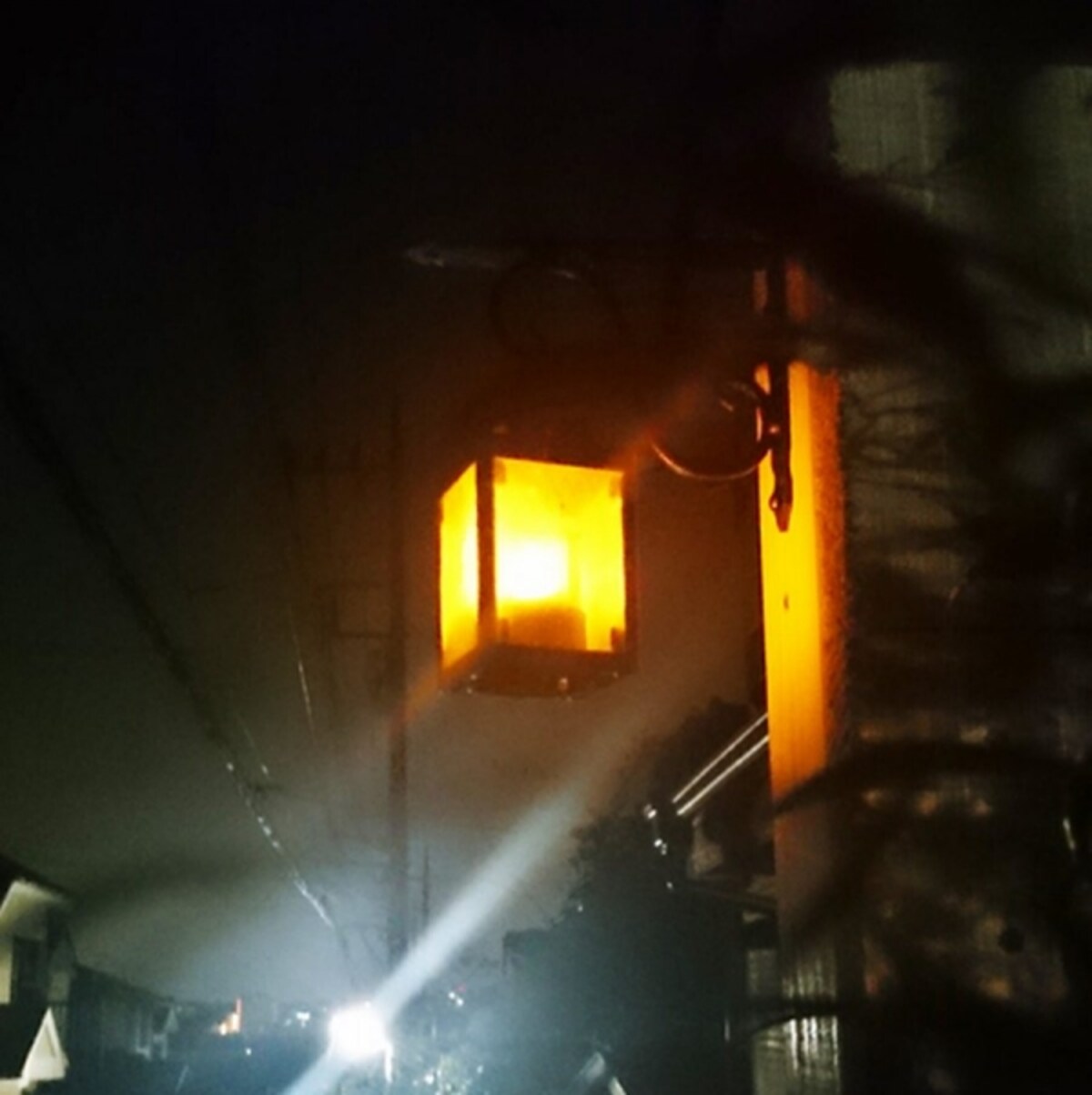 夜。ランタン