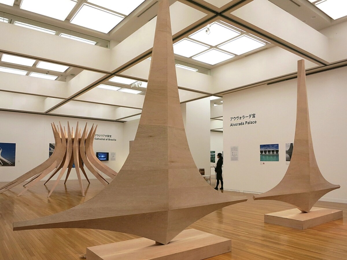 会場での展示造形物の画像 