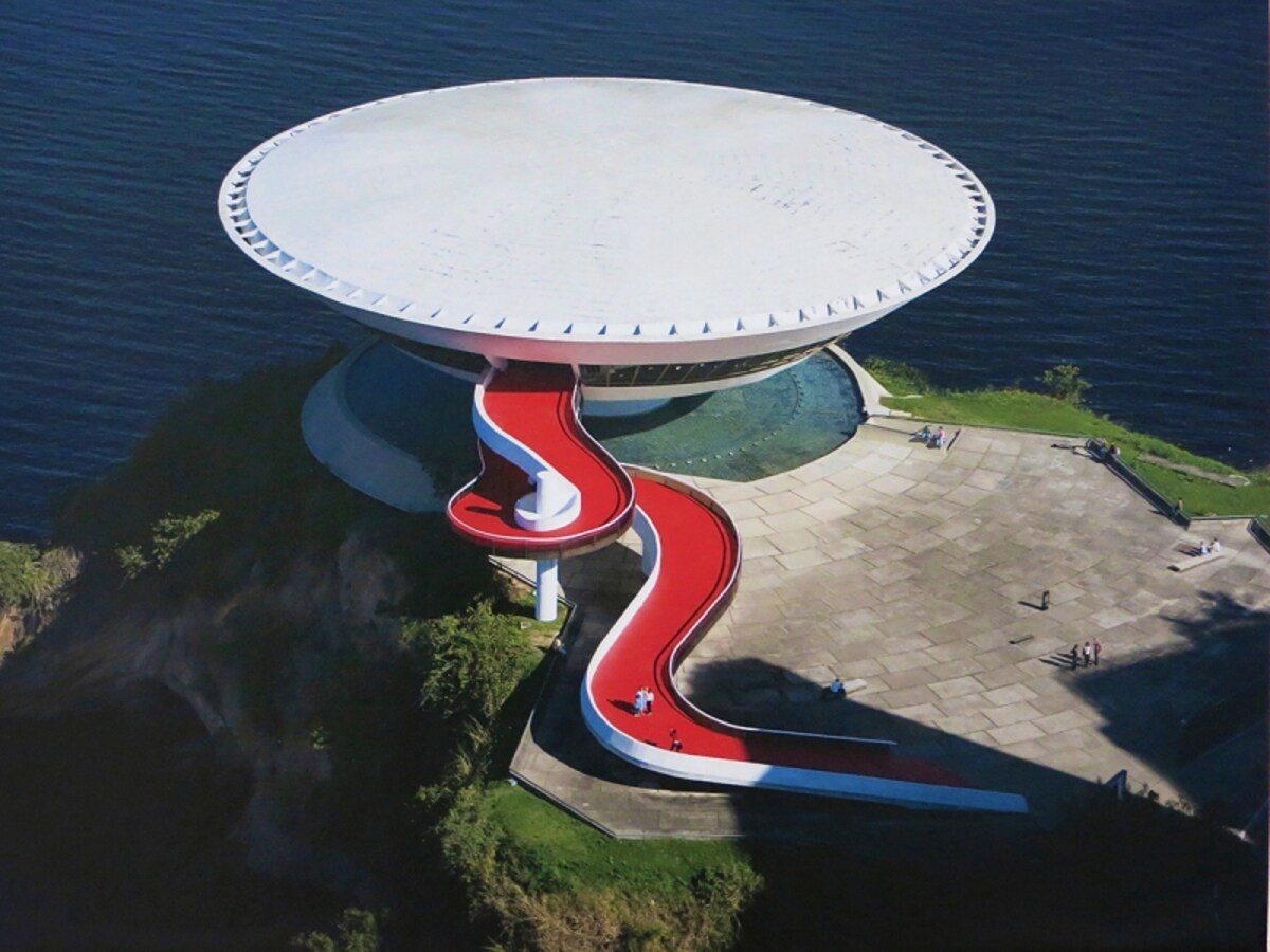 ニテロイ現代美術館/Niteroi Contemporary Art Museum の画像2