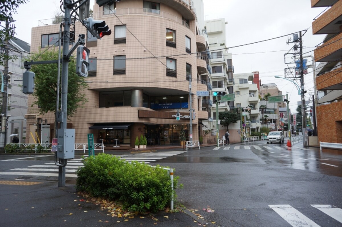モスクラシック1号店
