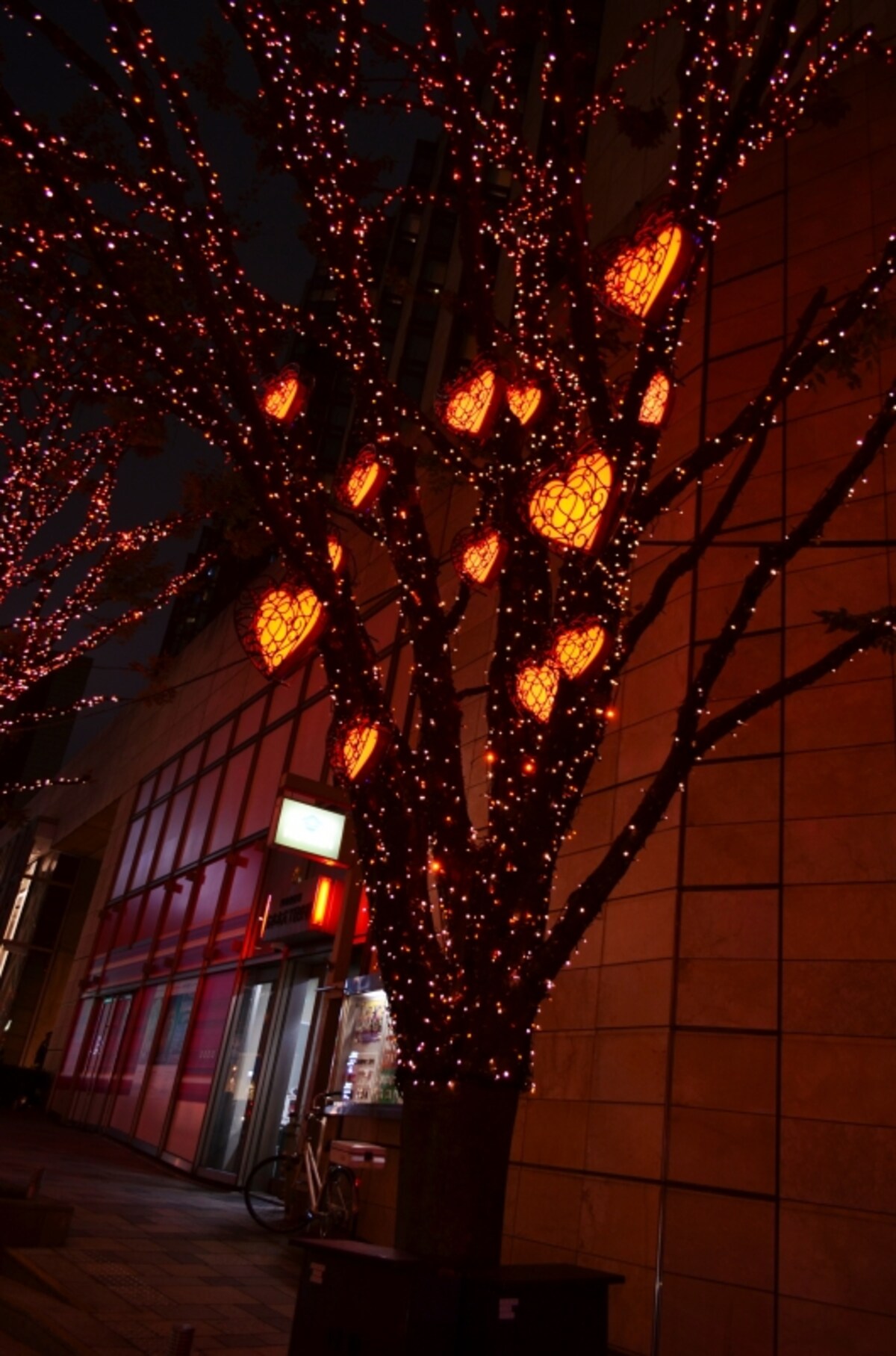 ウェストコートの「PRESENT HEART」