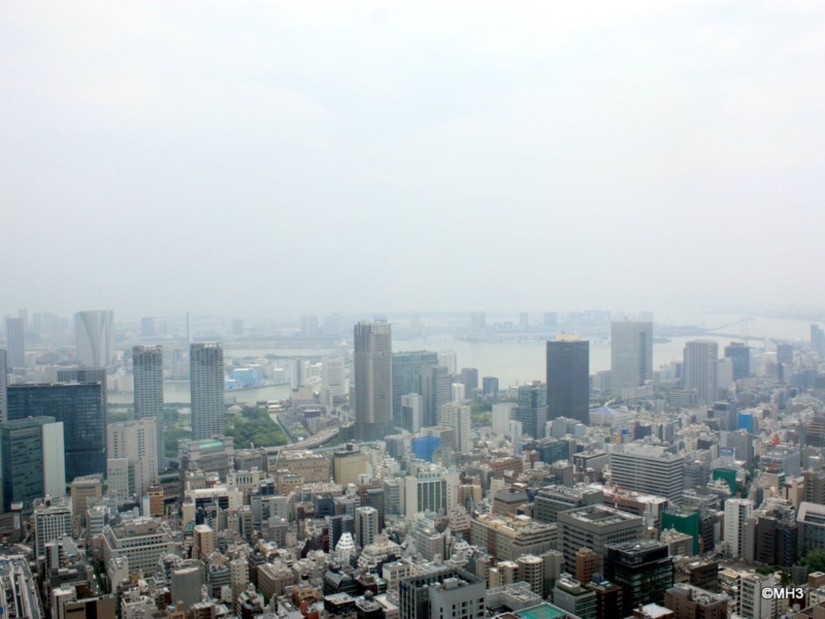 「虎ノ門ヒルズ」から東京湾を望む