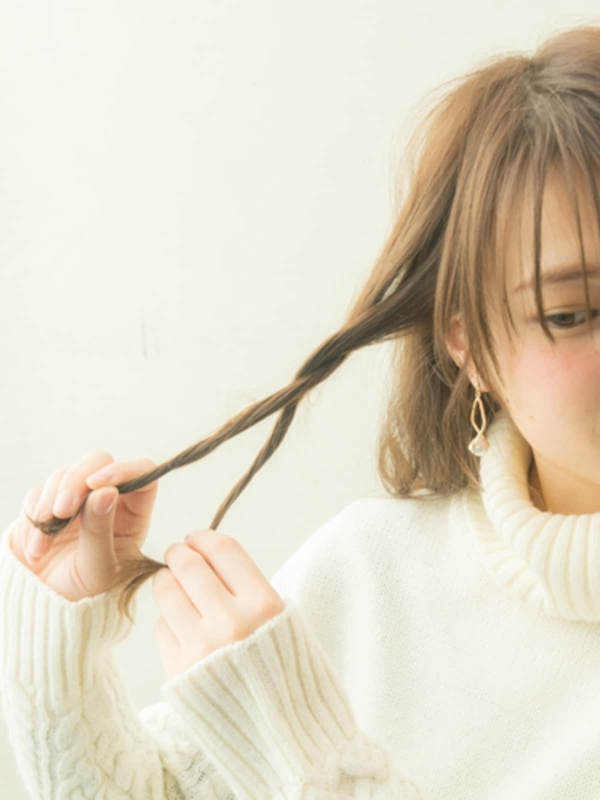 なるべく耳から離さない