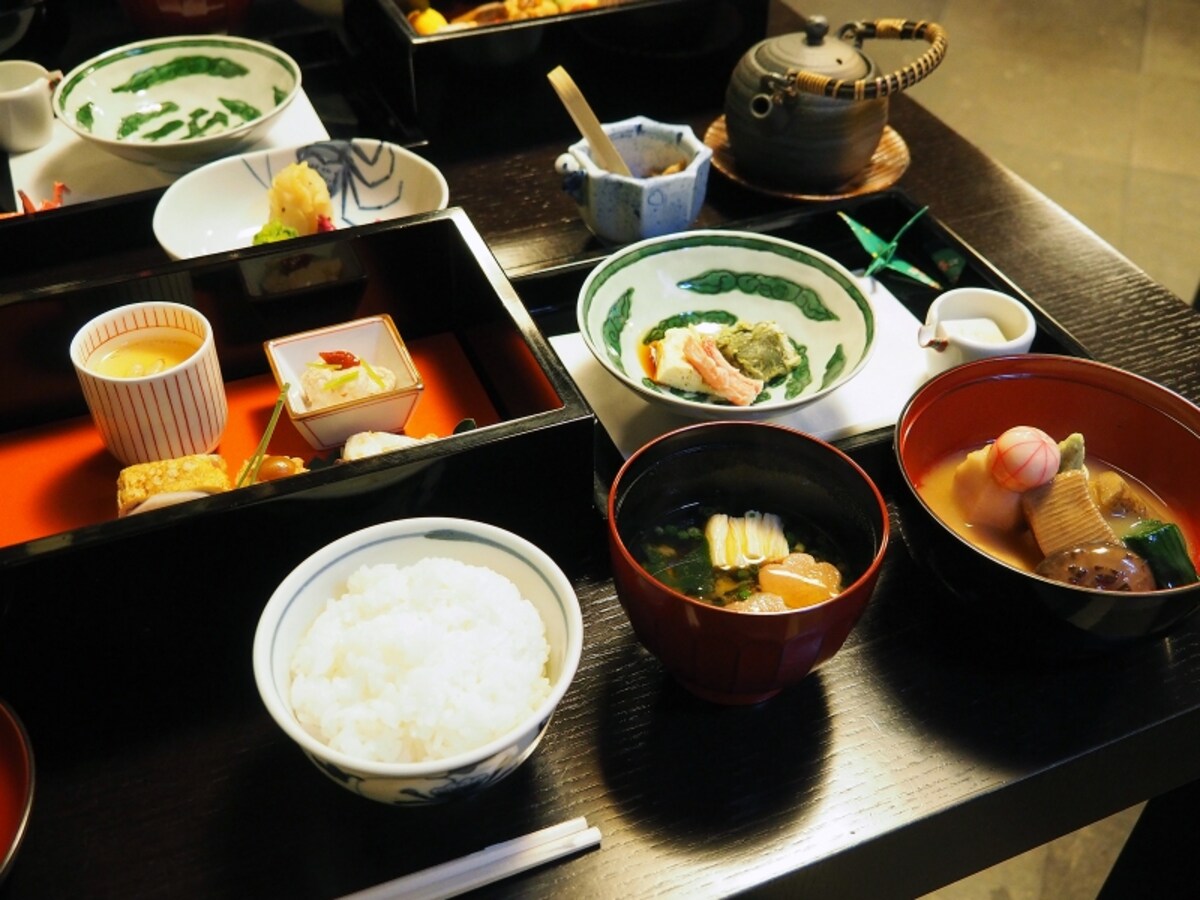 麩久箱膳＠不室屋