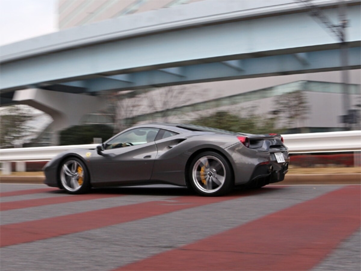 フェラーリ488GTB
