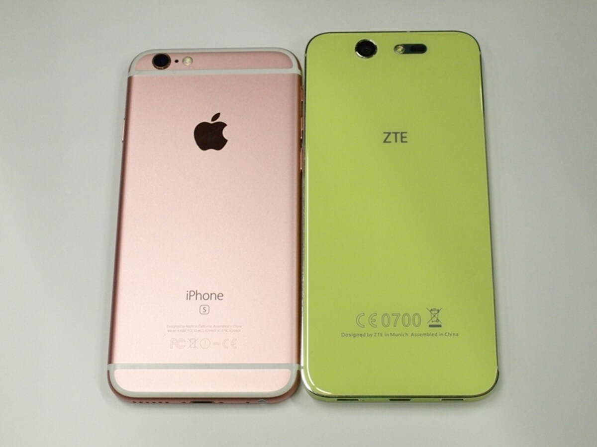 iPhone 6s（左）との比較（背面）