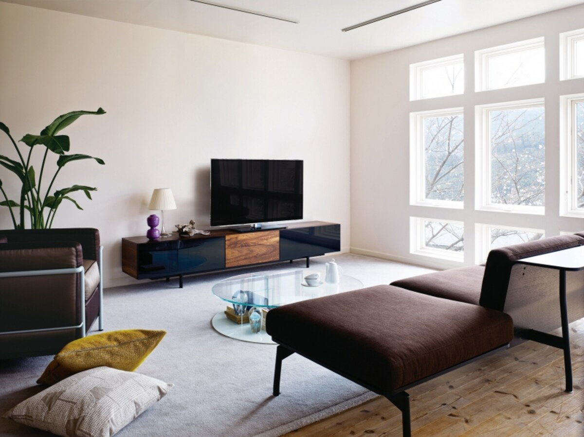 http://www.cassina-ixc.jp/shop/g/gbreath-theaterboard/