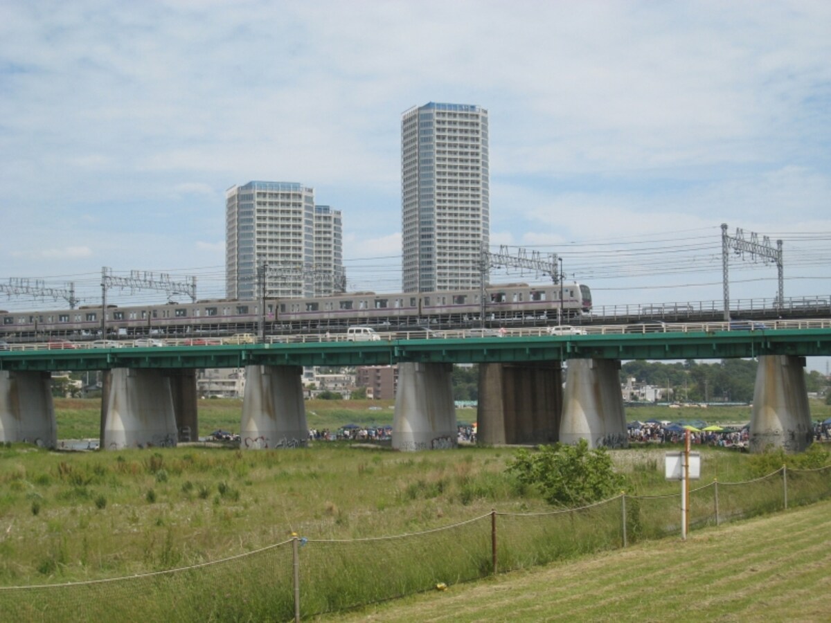 多摩川から望む二子玉川