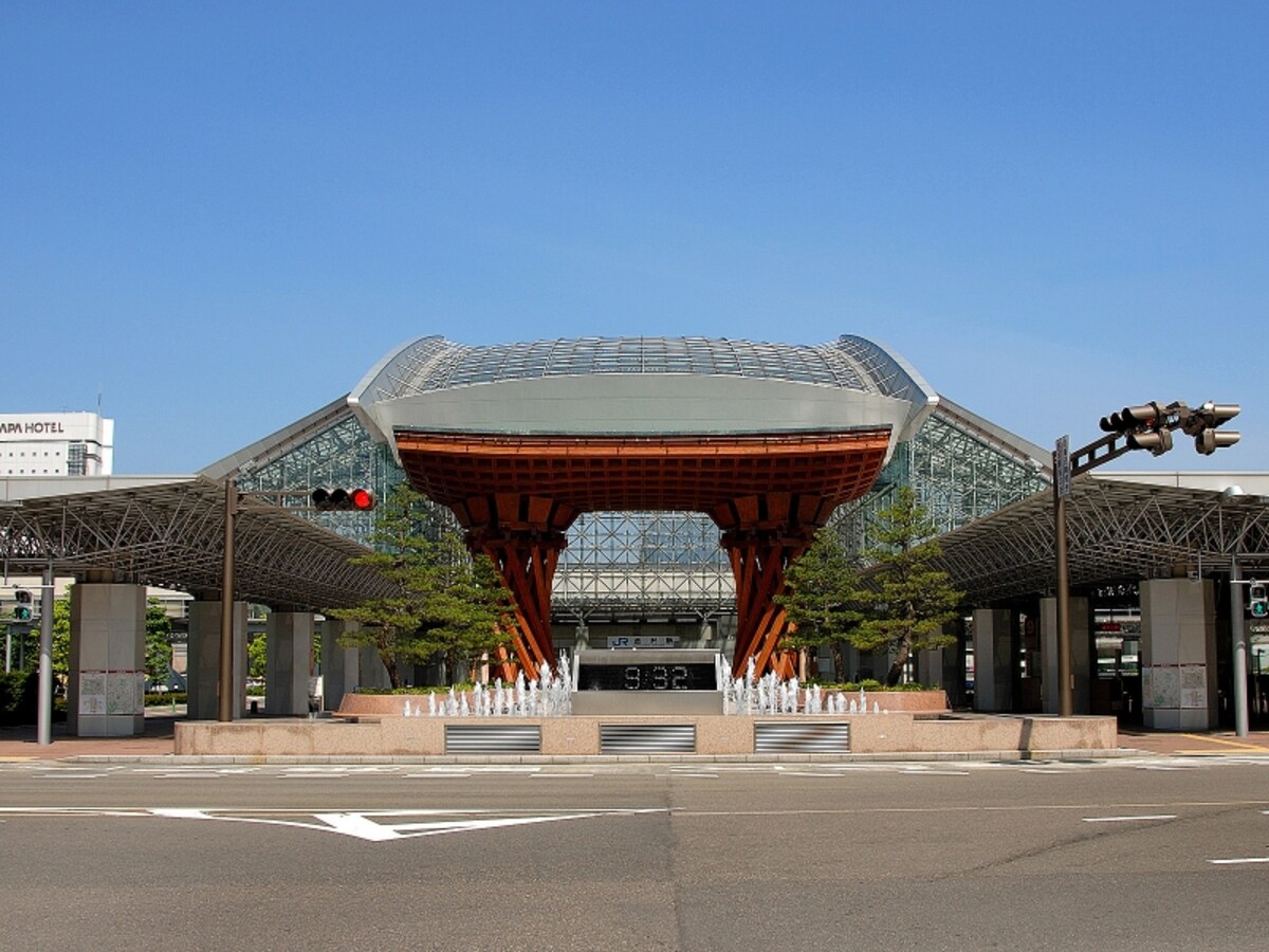 金沢駅鼓門