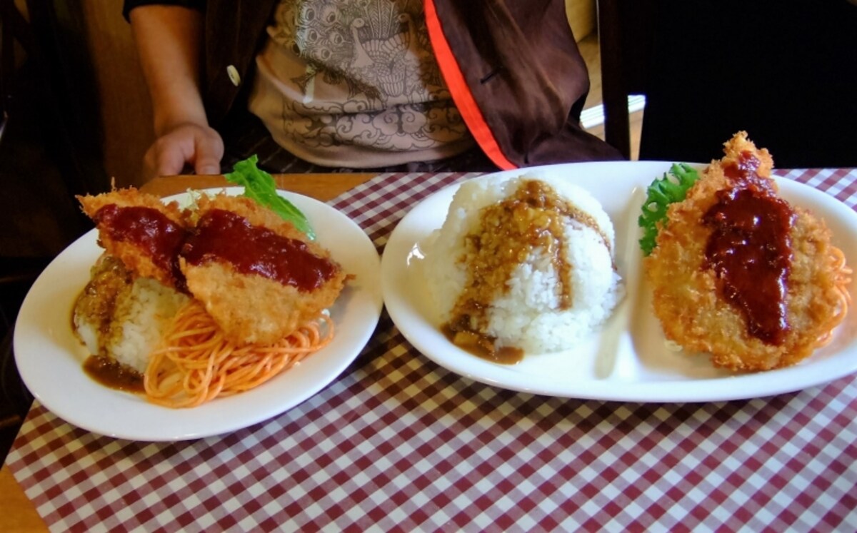大盛りは100円増しとなる。
