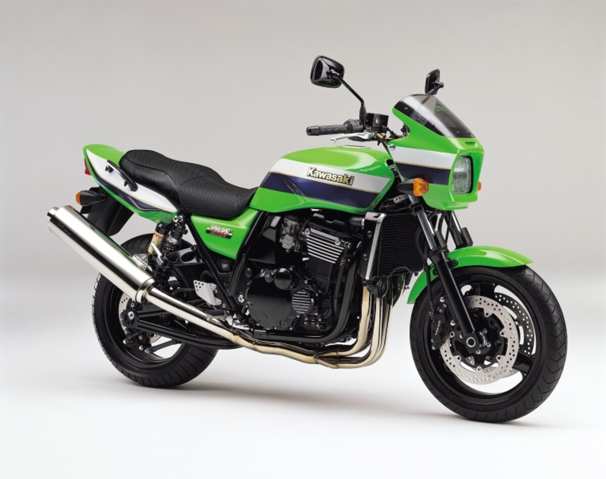 ZRX1200DAEGの前モデルZRX1200R