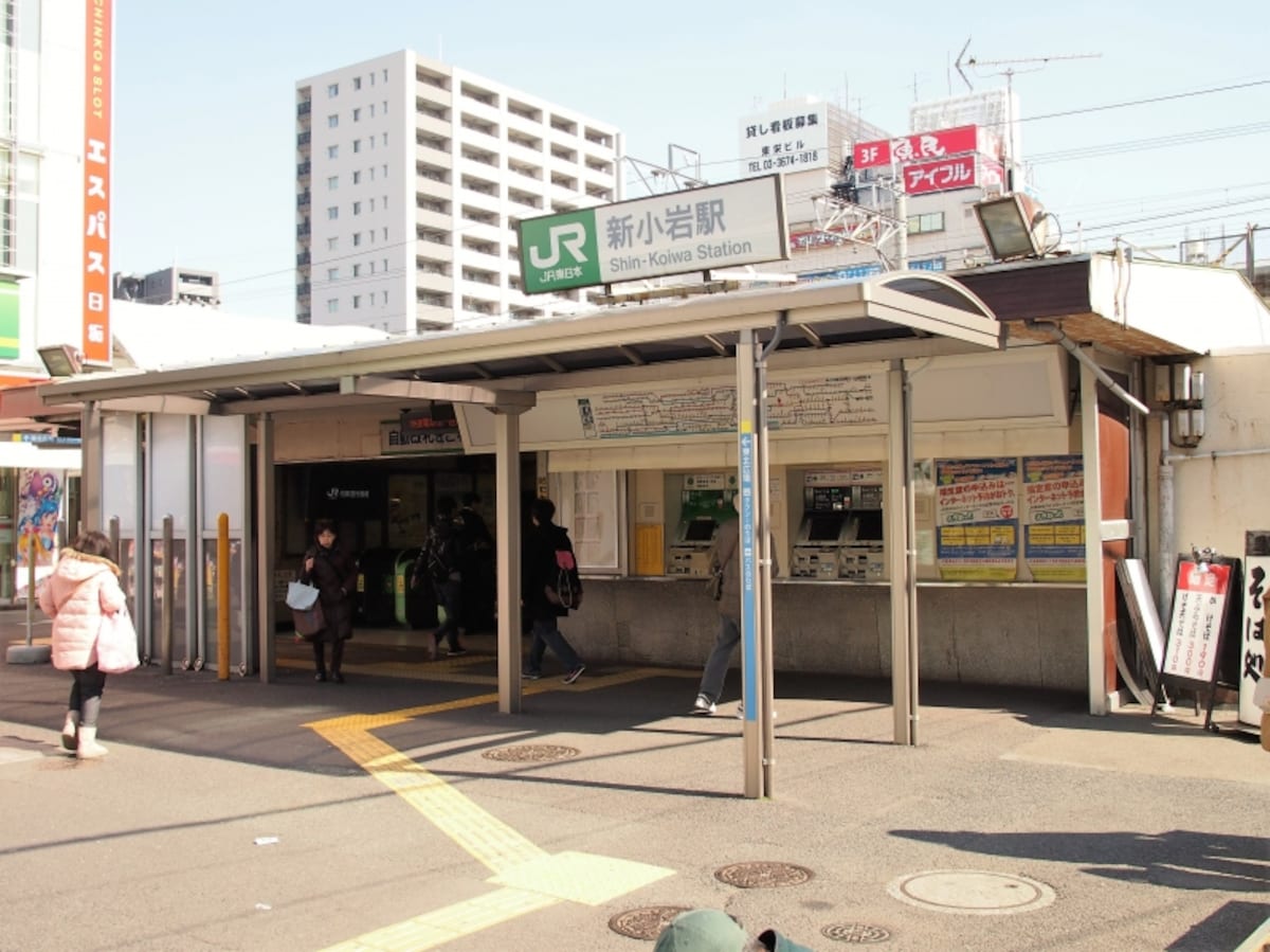 南北自由通路の小路が始まっていた