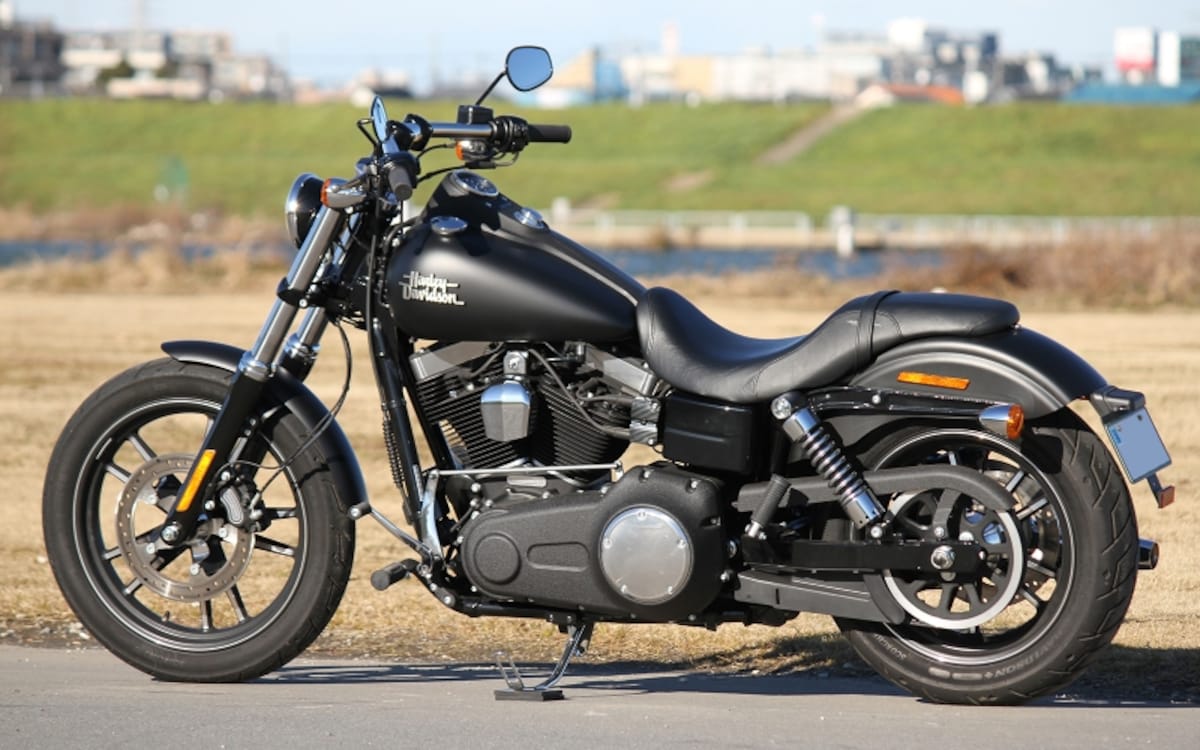 ハーレーダビッドソン FXDBC ストリートボブスペシャル（2016models）