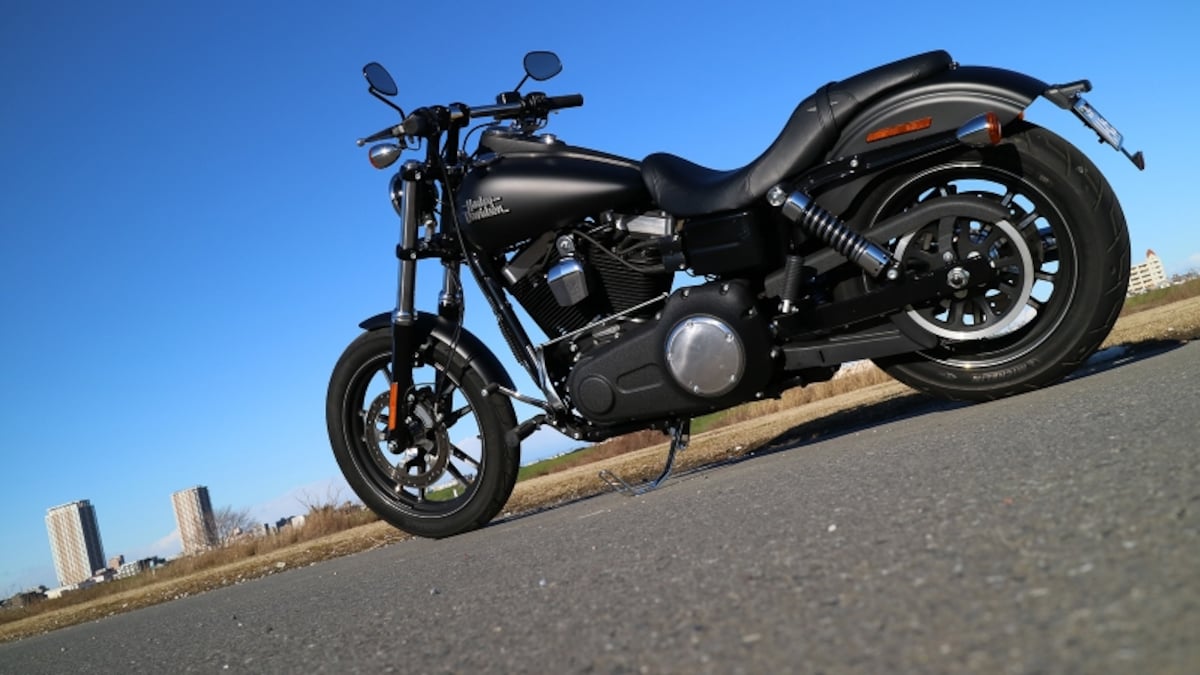 ハーレーダビッドソン FXDBC ストリートボブスペシャル（2016models）