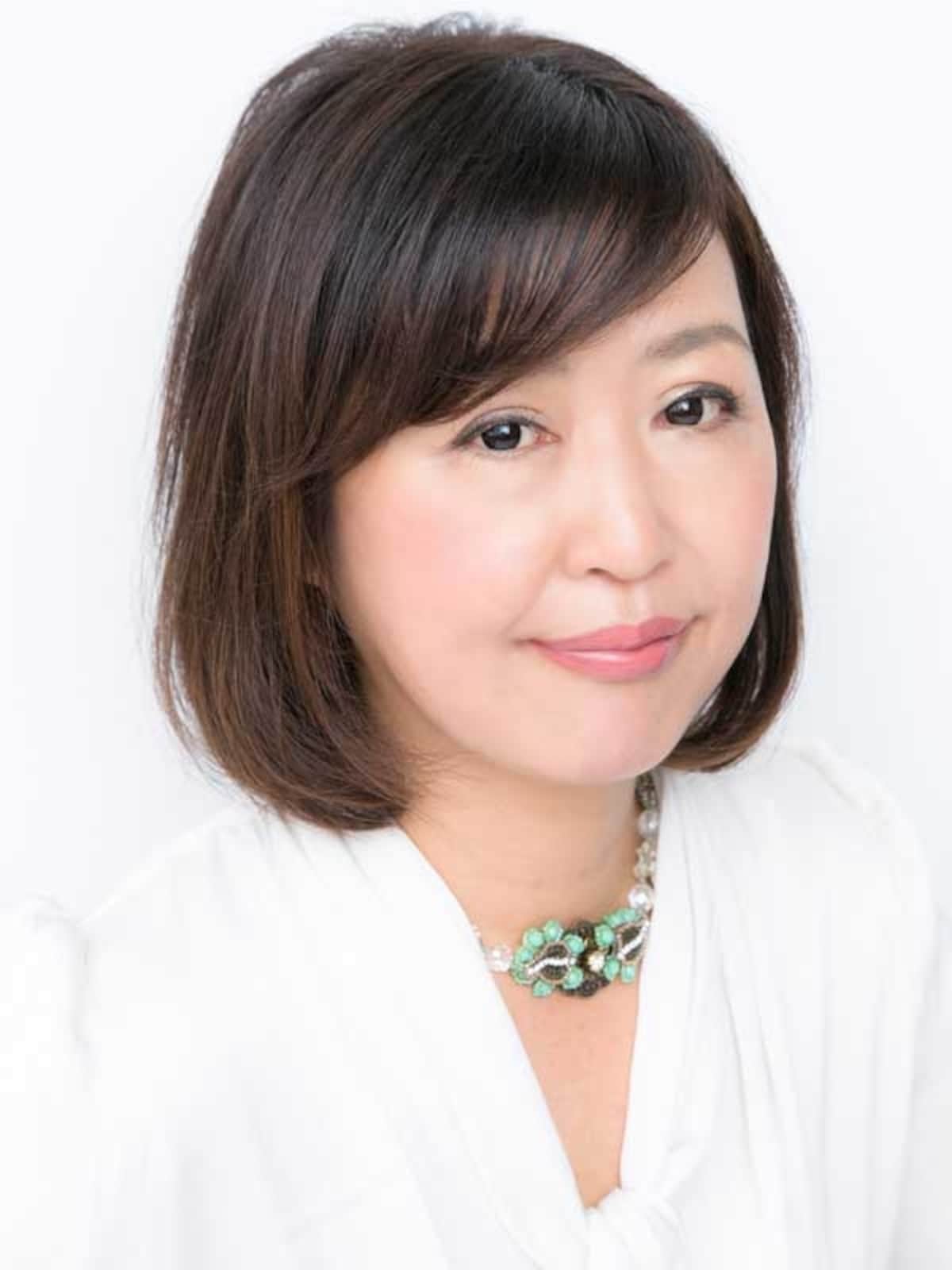 上品大人のナチュラルメイク