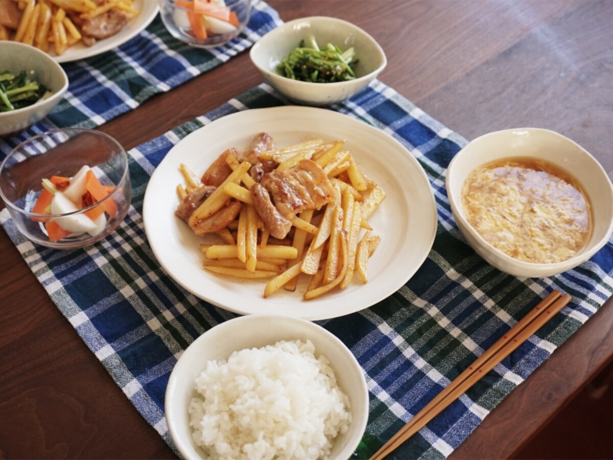 豚じゃがのマヨケチャ炒め定食