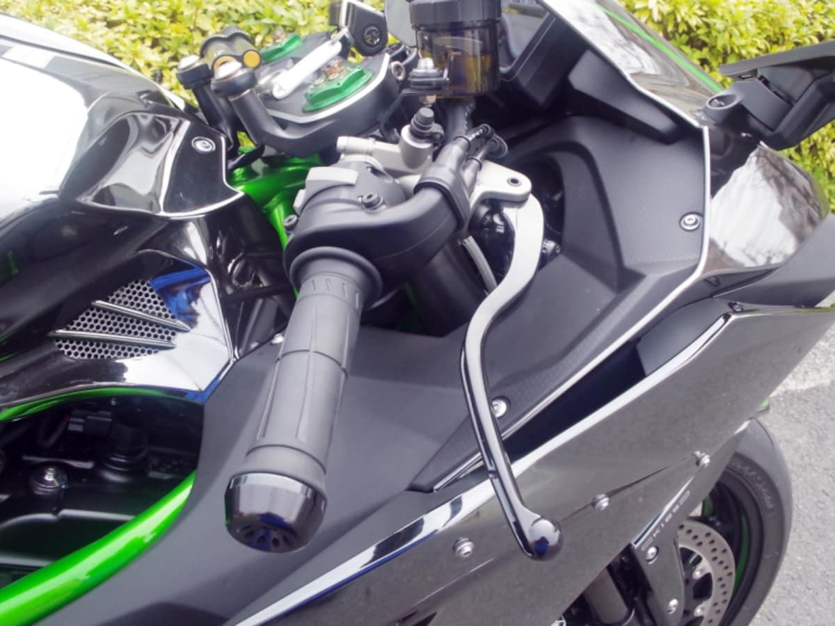 Ninja H2のアクセルレスポンスはとにかくシャープ！
