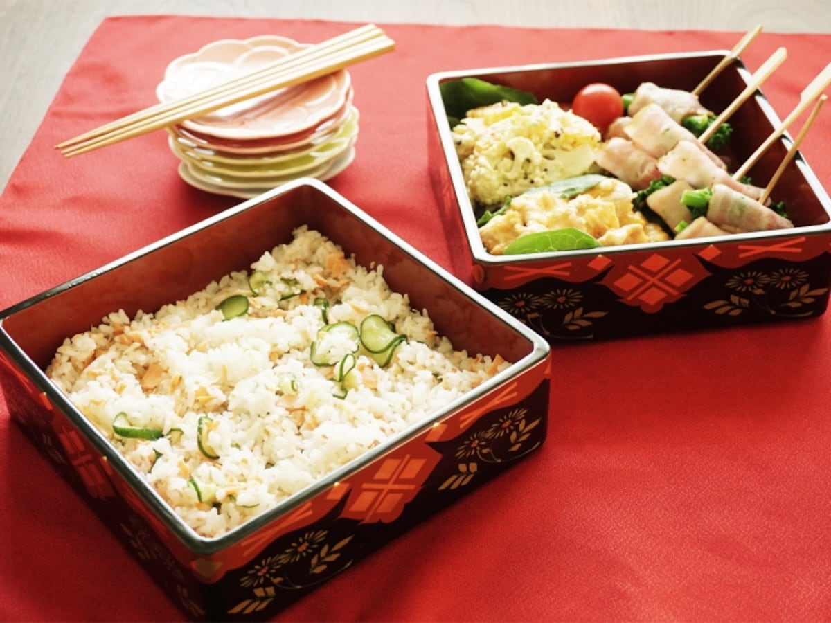 華やか鮭ちらし花見弁当