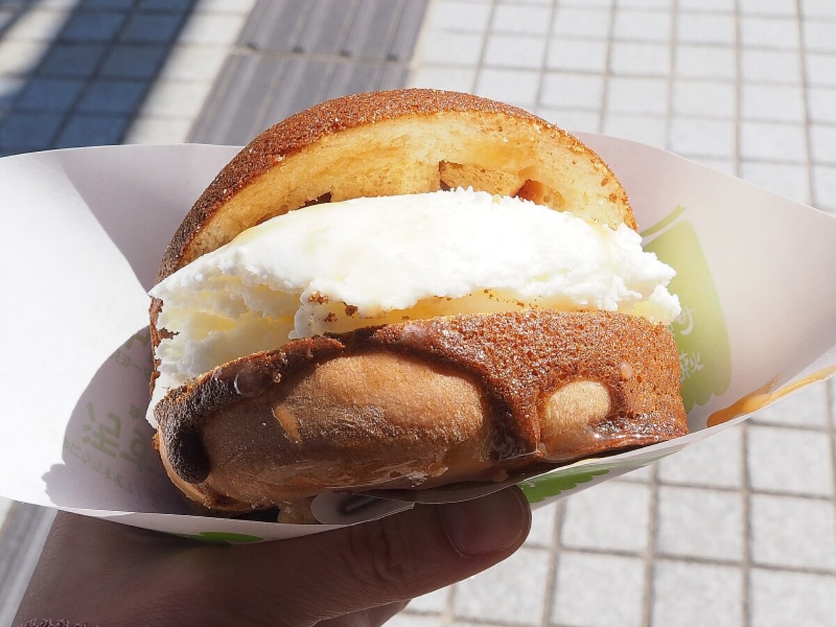コーヒー菓子パンアイス＠世界で2番めにおいしい焼きたてメロンパンアイス