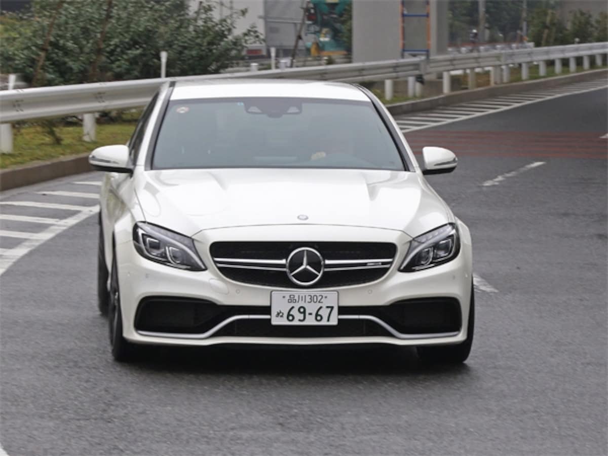 メルセデスAMG C63S