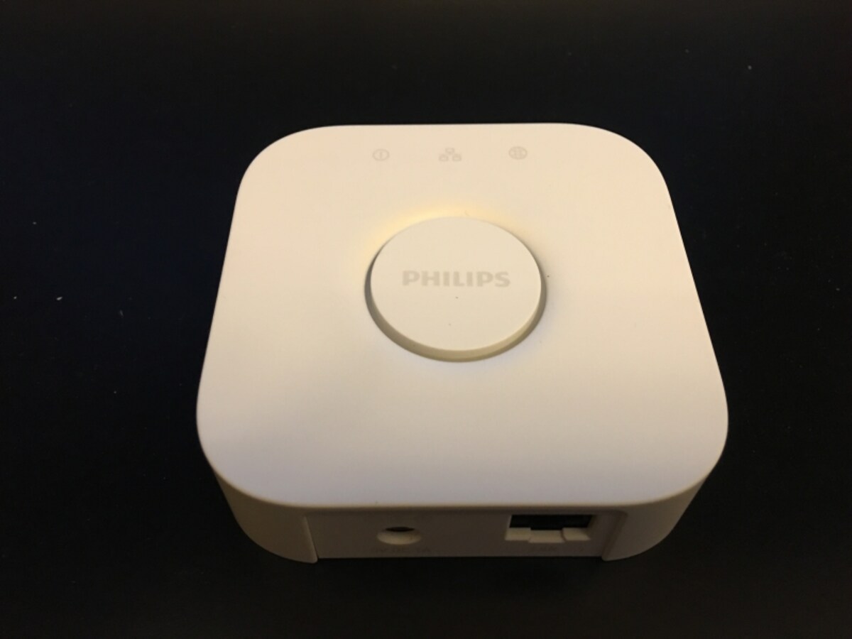 PHILIPS：Hueスターターセットv2