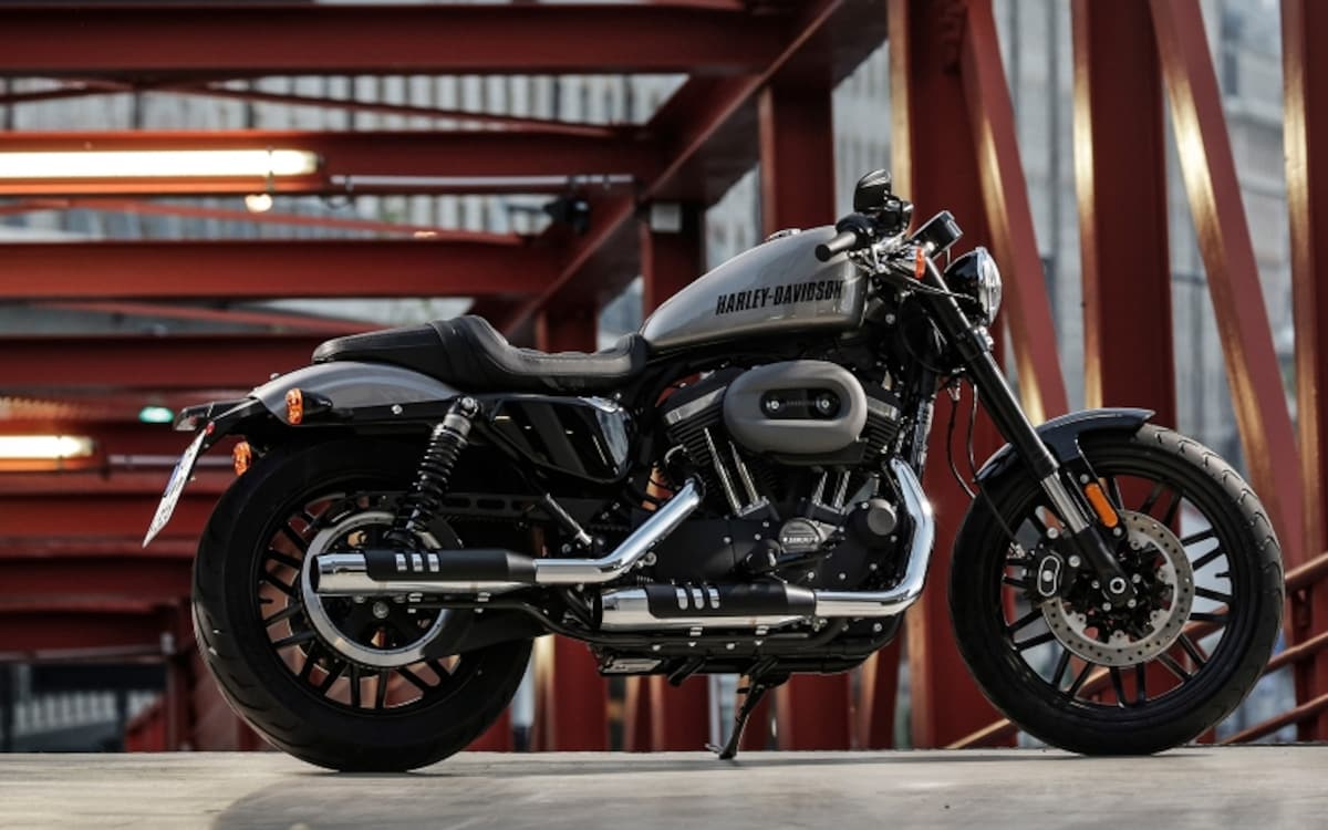 「カフェレーサー」をコンセプトとするハーレーの最新モデル XL1200CX ロードスター