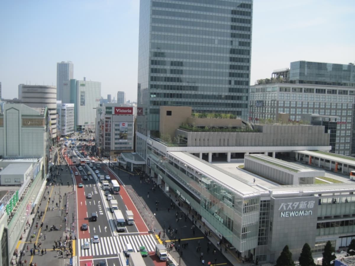 南口のバスタ新宿