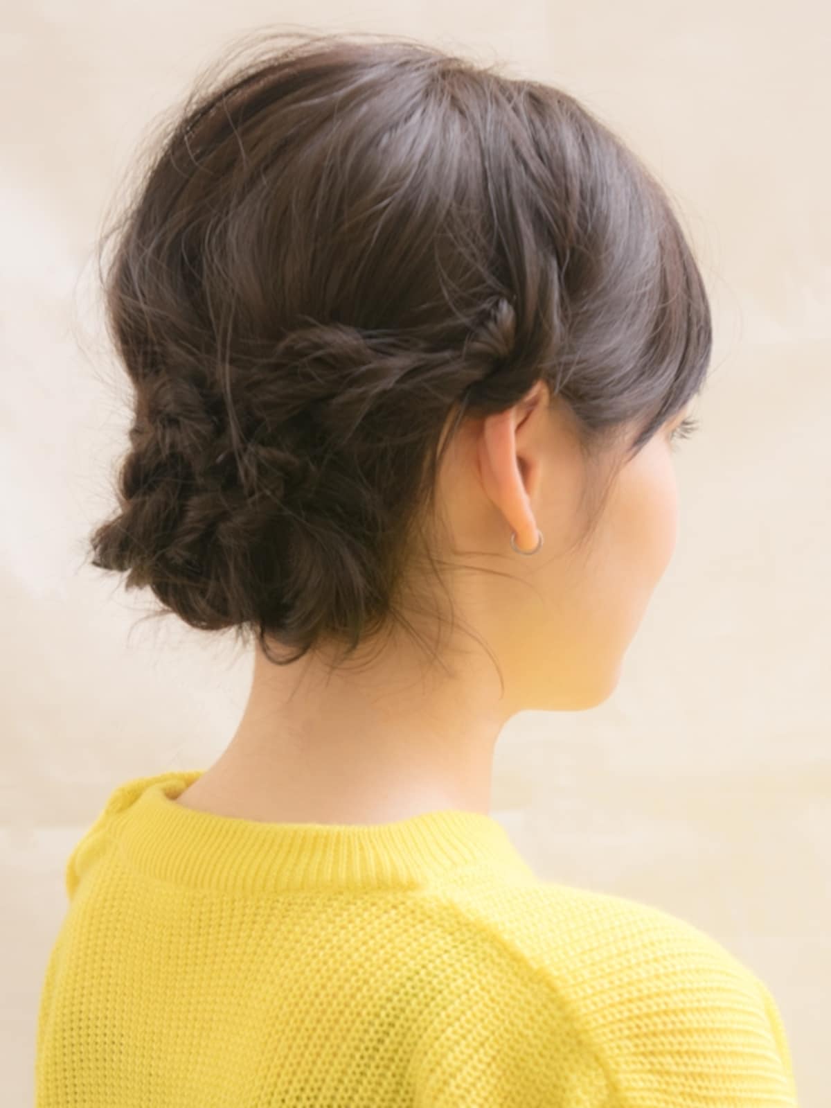 シニヨン風ロープ編みヘアアレンジ