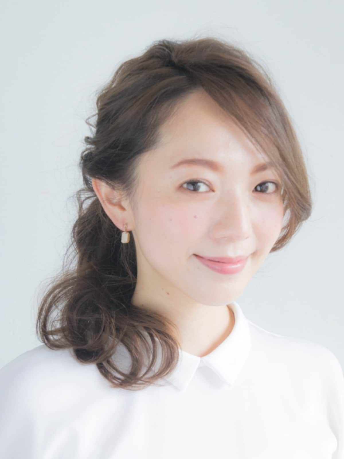 30代・40代に似合う大人のこなれ一つ結びヘアアレンジ