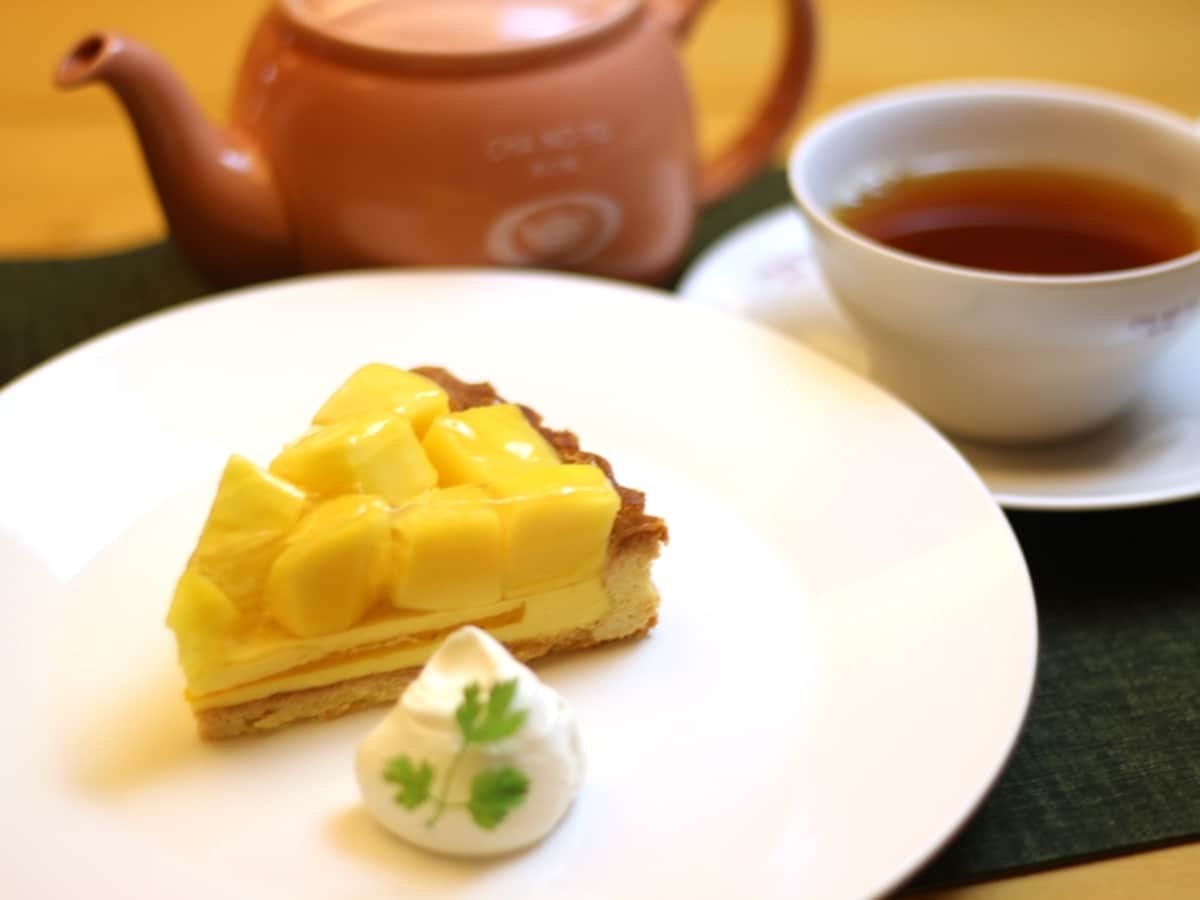 茶の愉×CafeSnapのコラボメニュー マンゴータルトセット