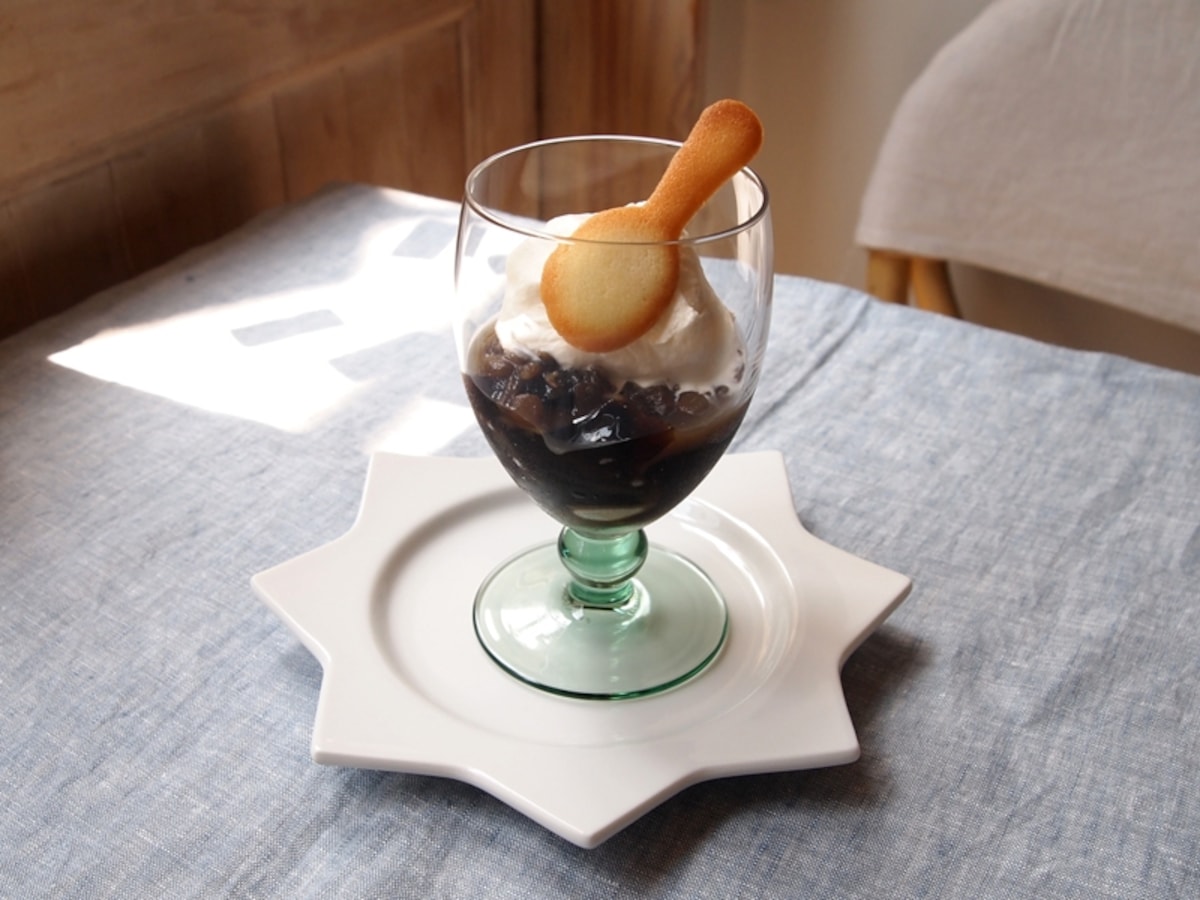 CafeCafe×CafeSnapのコラボメニュー コーヒーゼリー 480円(税込み) ※お好きなお飲み物とセットで50円引き