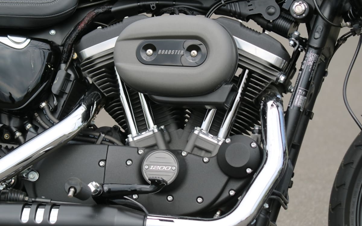 排気量1,201cc / 空冷4ストロークV型2気筒OHV2バルブエンジン『エボリューション』