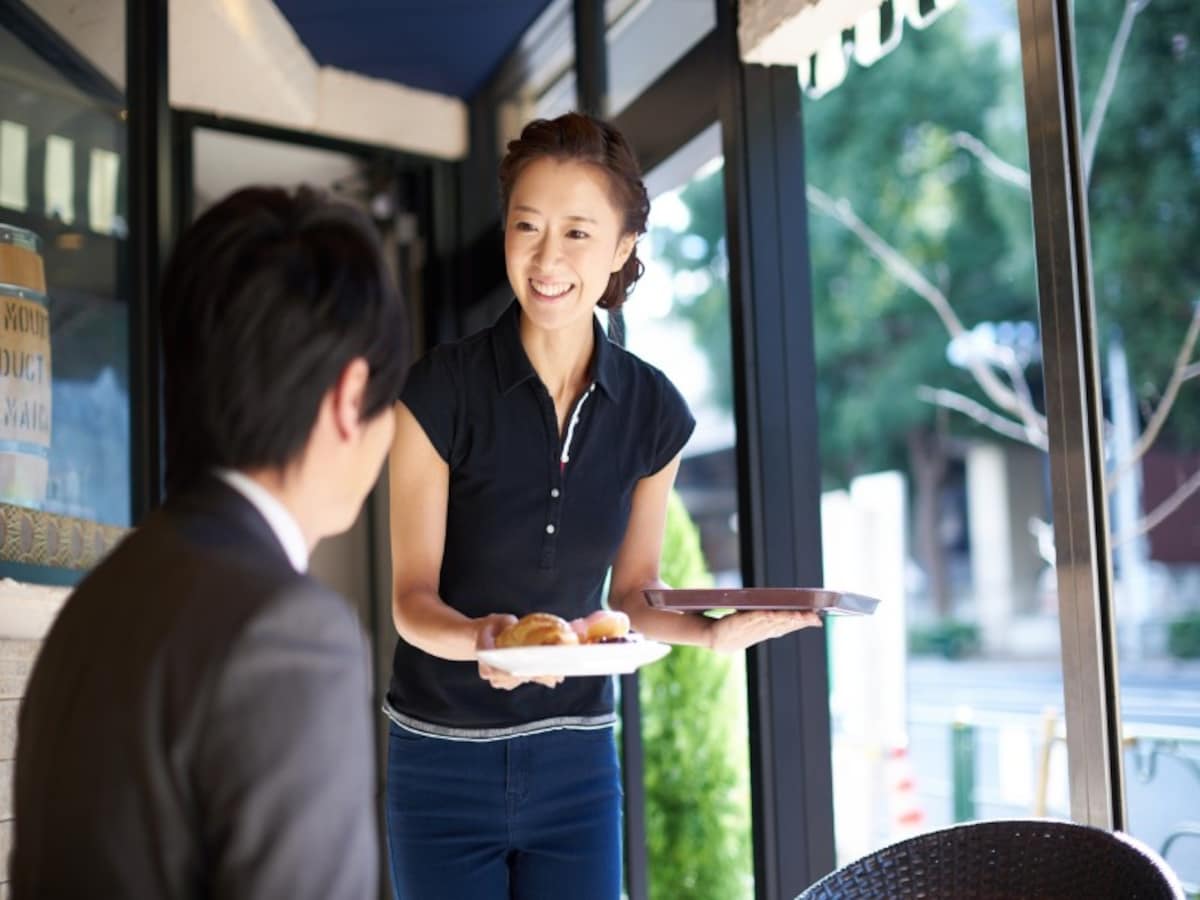 実はやりすぎな過剰敬語とは？
