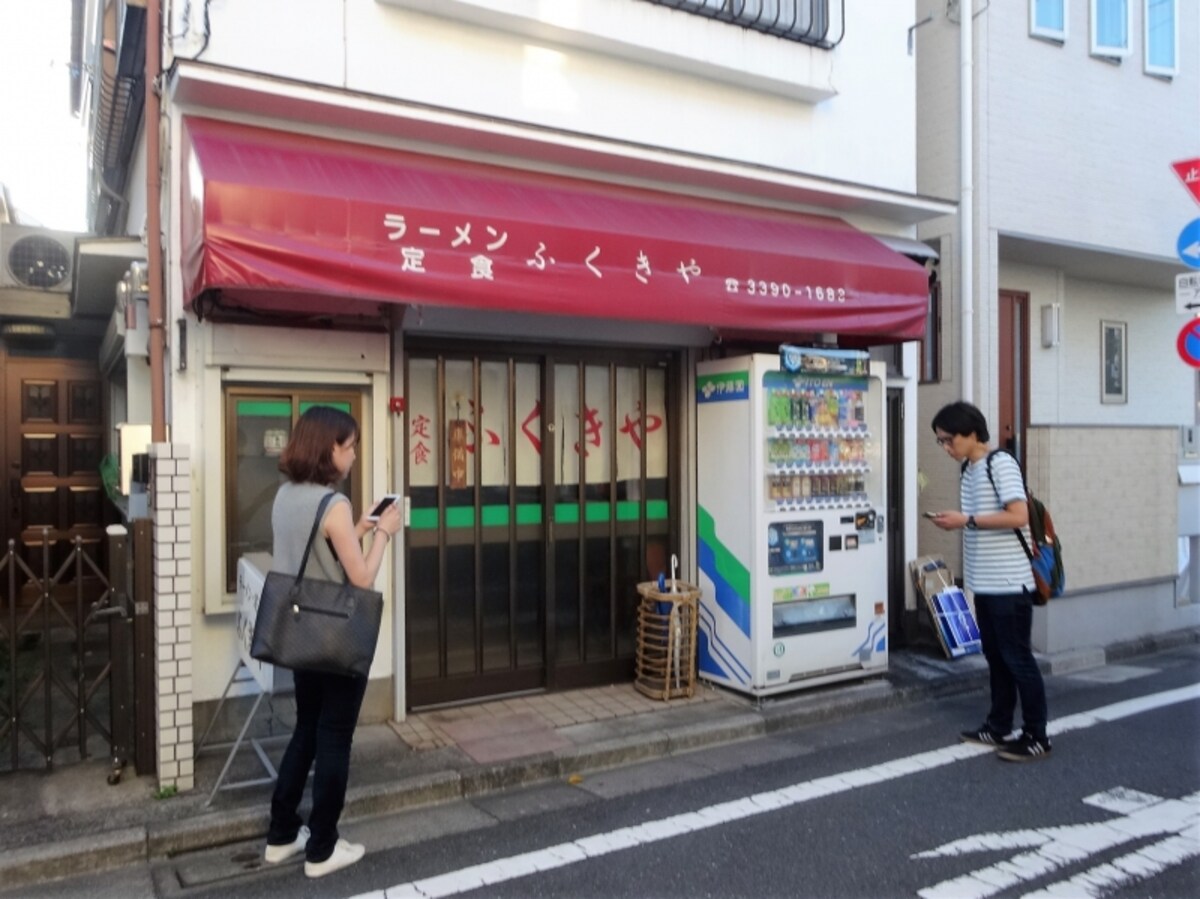 11:30～14:00 17:30～23:00　定休日：月曜日