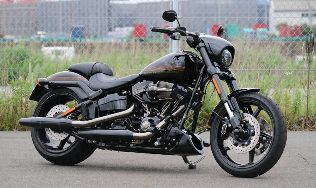 ハーレーダビッドソン FXSE CVO プロストリート ブレイクアウト