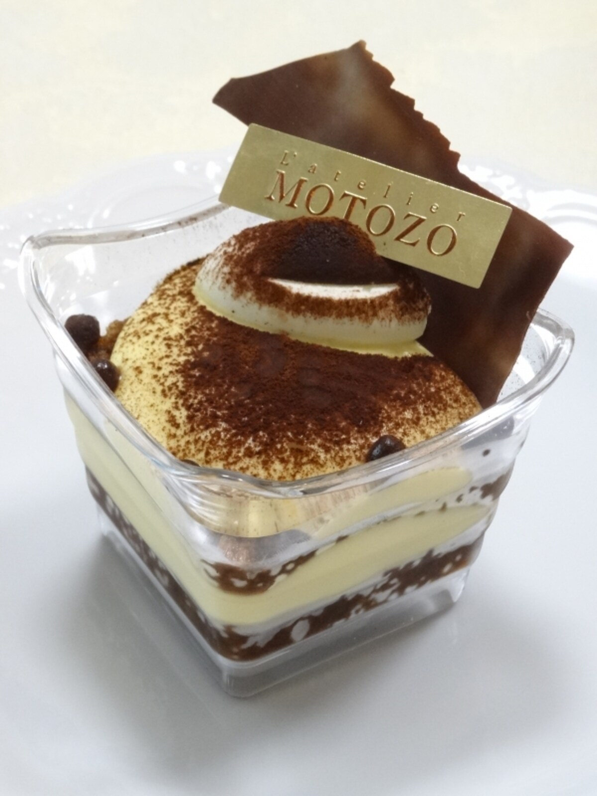 「ラトリエ モトゾー」の「ティラミス」（税別600円）