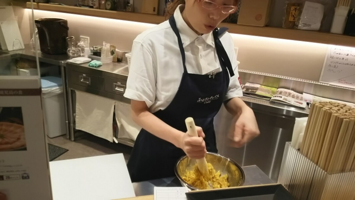 店内のキッチンで毎日スタッフが手作り