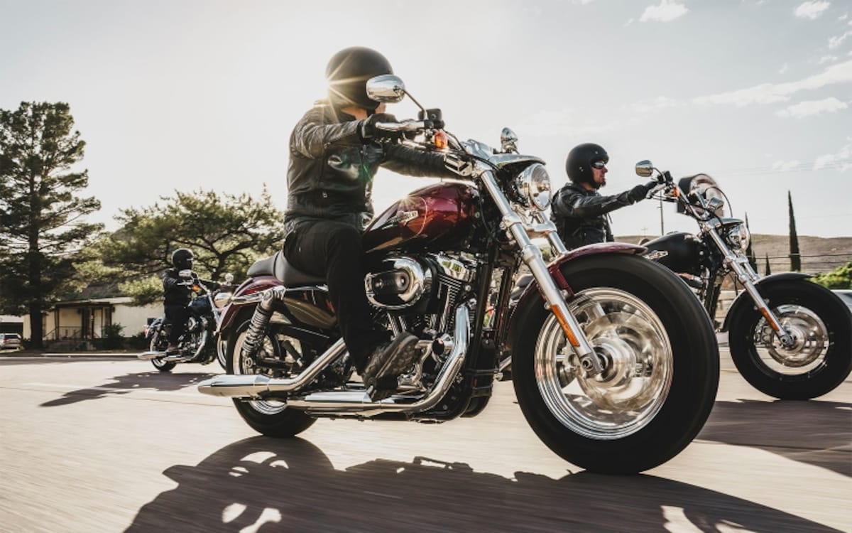 ハーレーダビッドソン スポーツスター XL1200C 1200カスタム（2017年モデル）