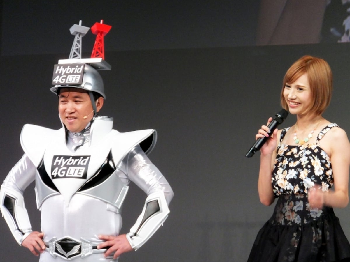 ハイブリッド４Gのスギちゃんと水沢アリーさん
