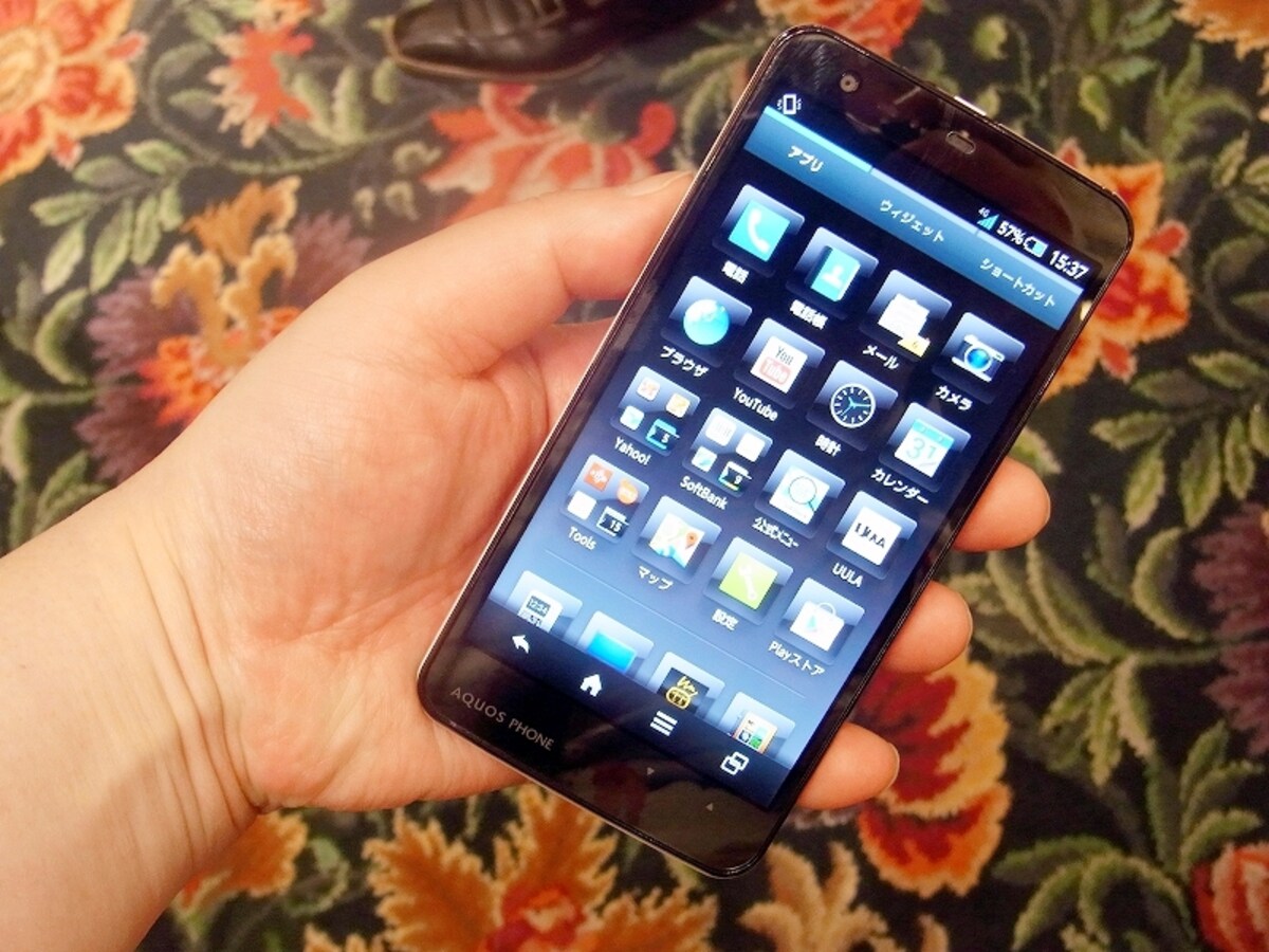 スタミナ、F1.9カメラ、フルセグのAQUOS PHONE Xx 206SH