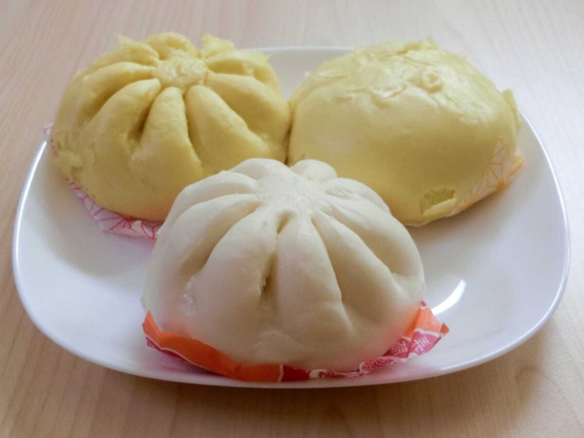 後で購入したローソン中華まん3品