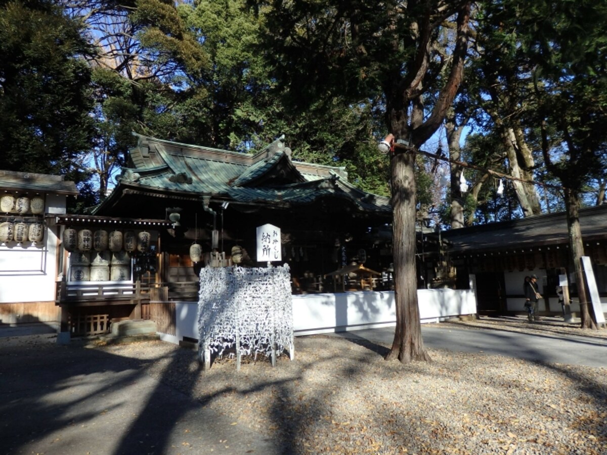 浦和レッズ選手が必勝祈願に訪れる調神社