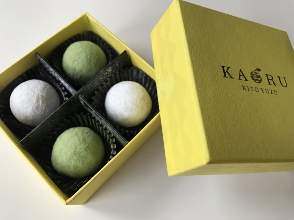 木頭柚子トリュフチョコ。4個入り1001円
