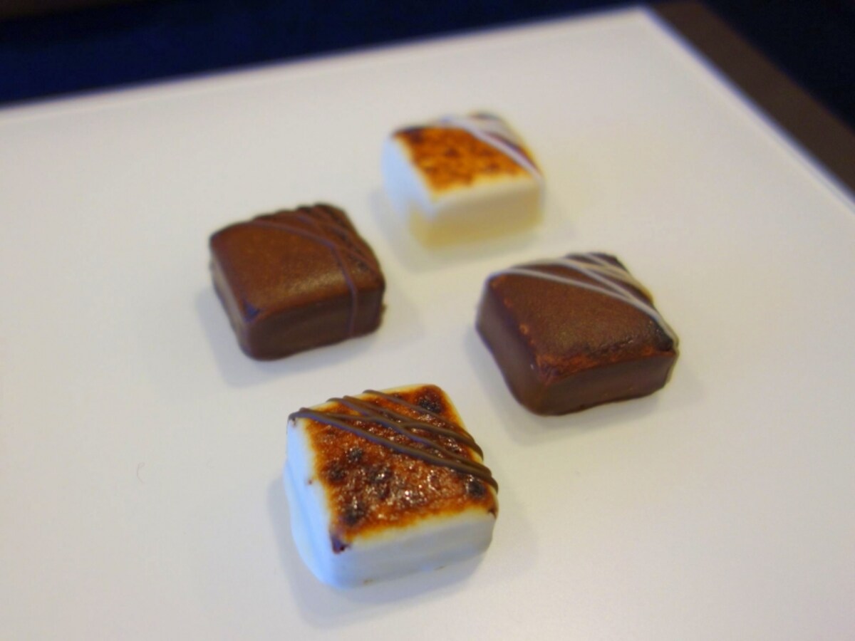 森永製菓「ABURI」