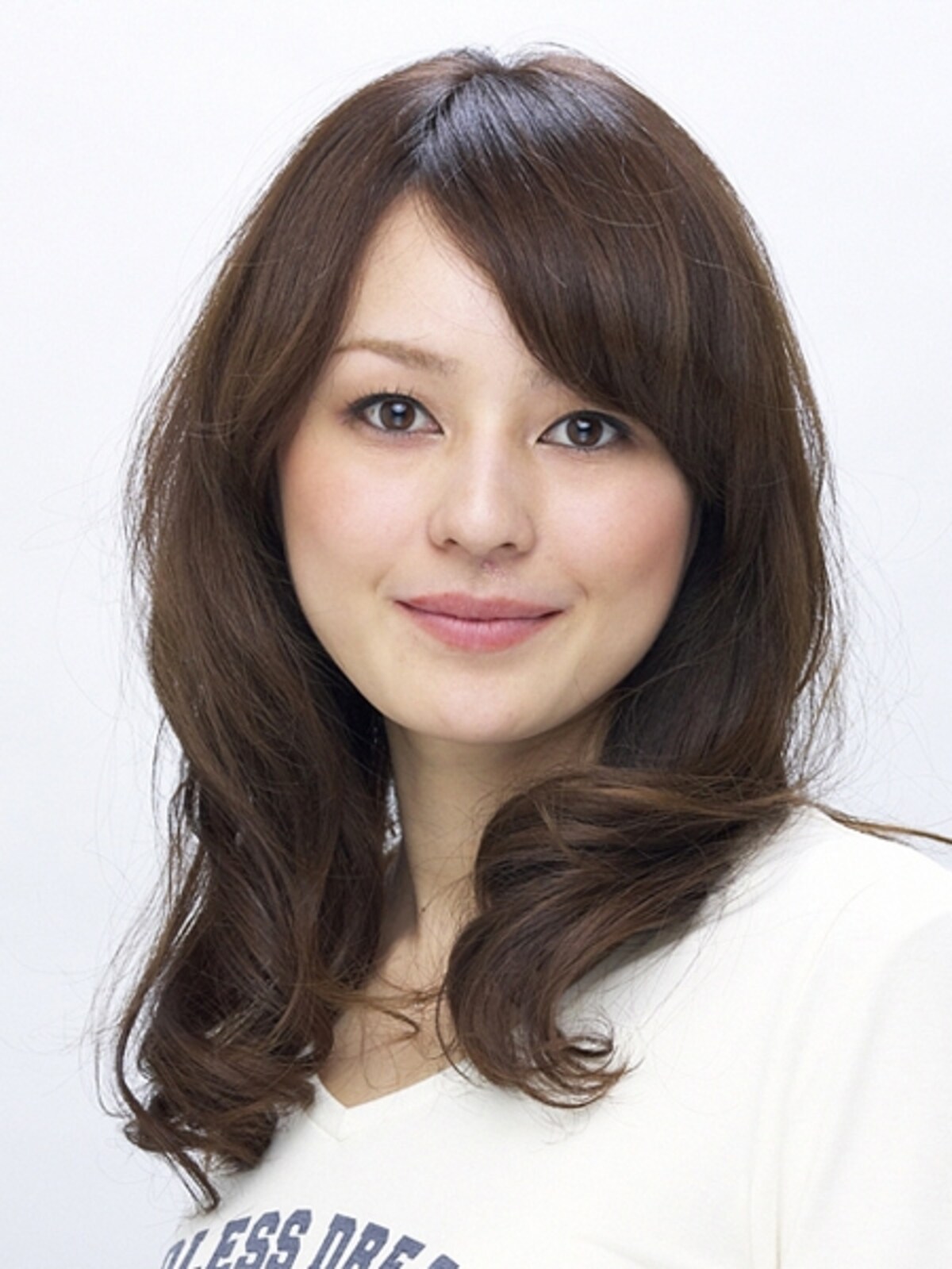 胸上セミロング