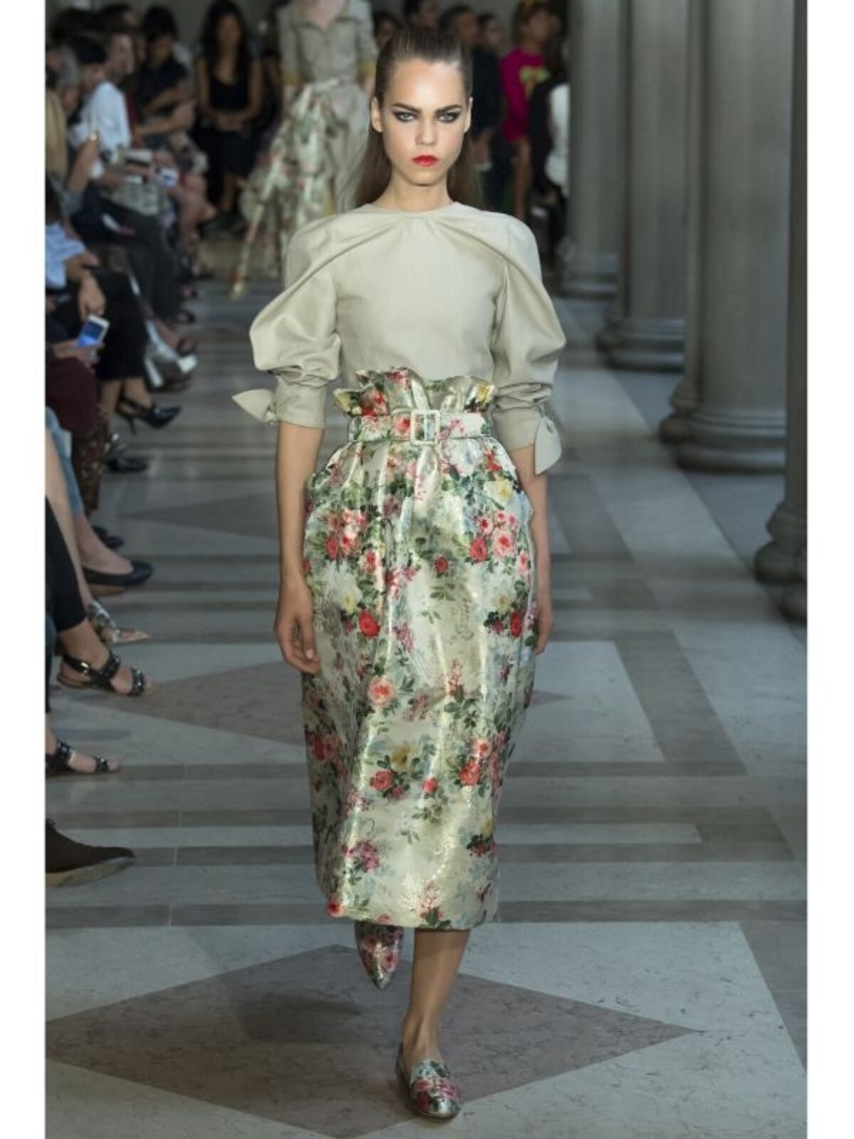 CAROLINA HERRERA 2017年春夏NYコレクション