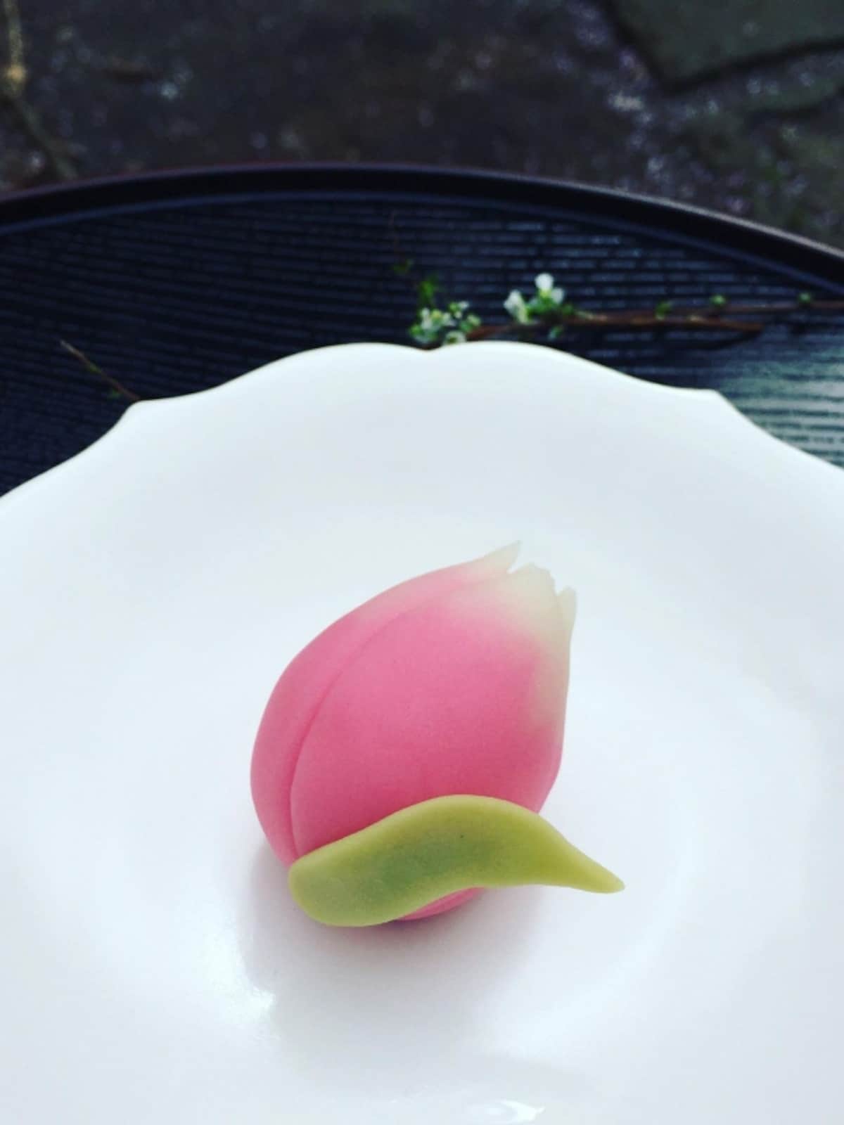 チューリップの和菓子