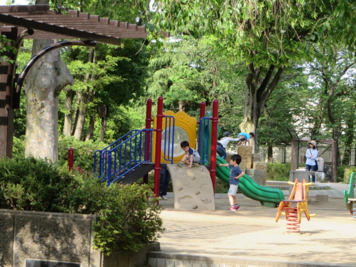 子ども